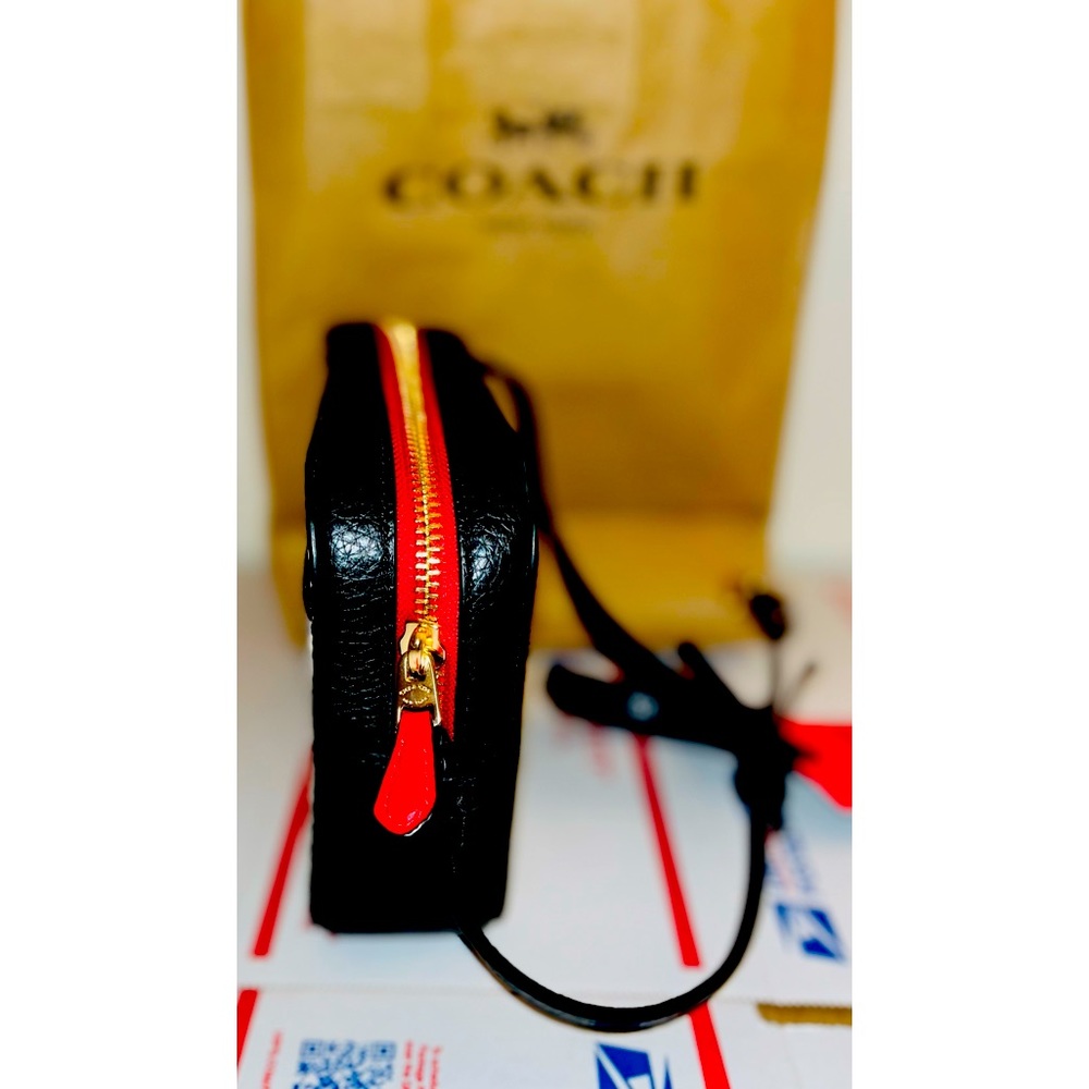 🔥New🔥 Coach (by Keith Haring) x Mickey Mouse Cross-Body Bag - $200 - Picture 6 of 10